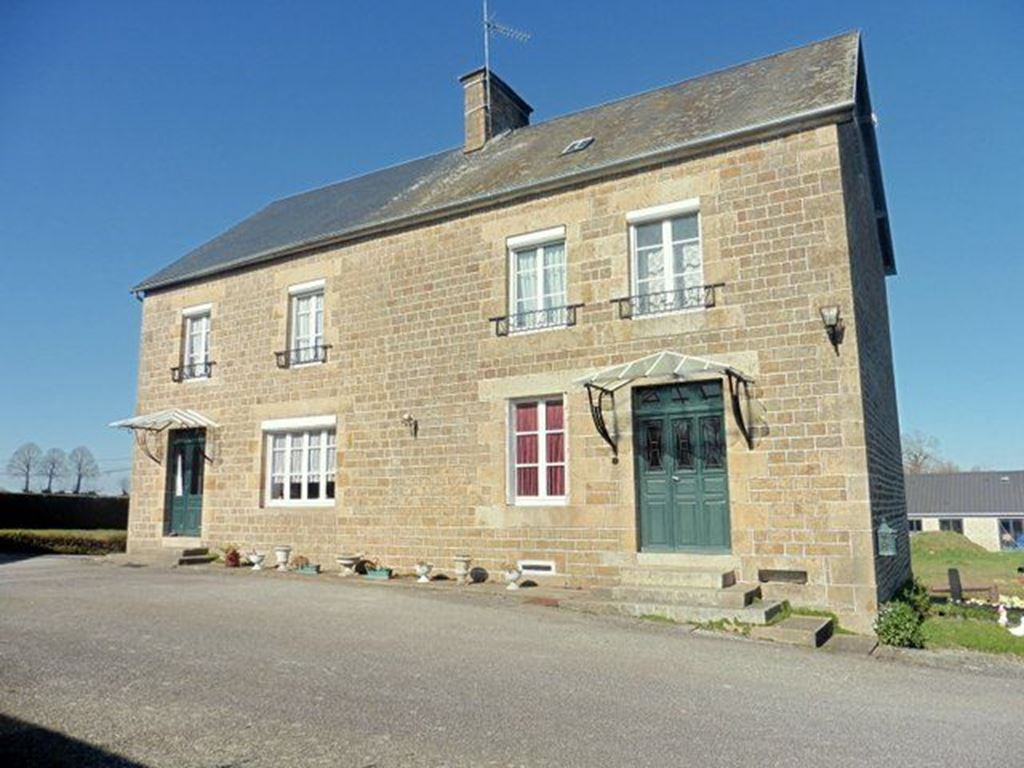 image du bien immobilier Corps de ferme MORTAIN-BOCAGE