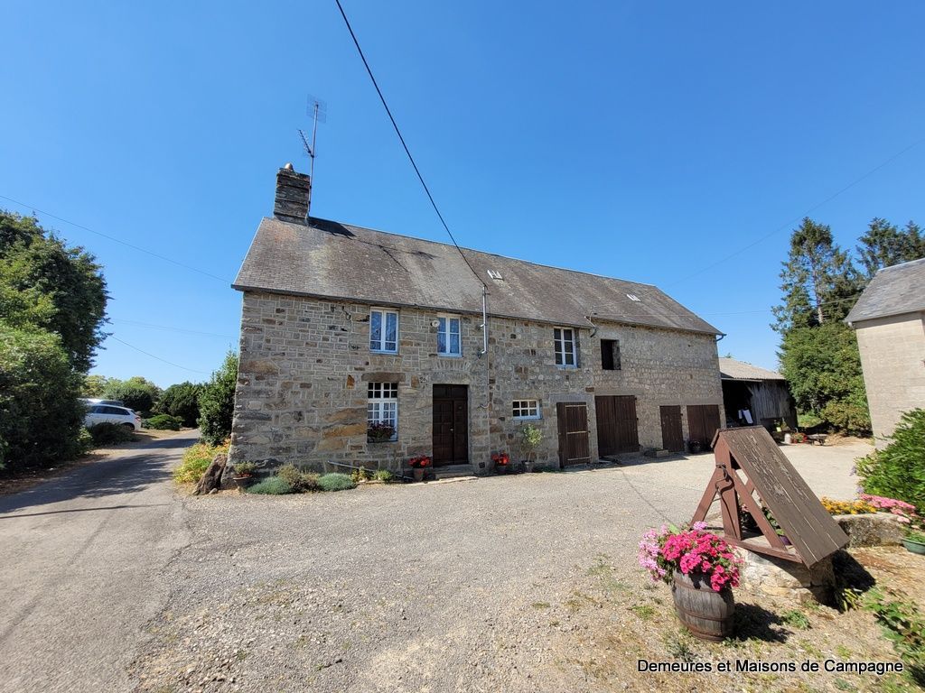 Corps de ferme BARENTON