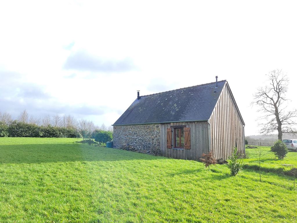 image du bien immobilier Maison en pierre SOULEUVRE-EN-BOCAGE