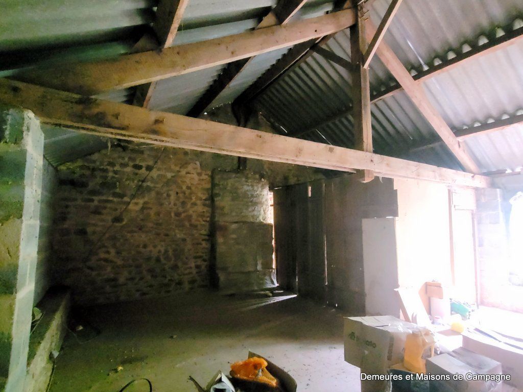 image du bien immobilier Maison ancienne SOURDEVAL