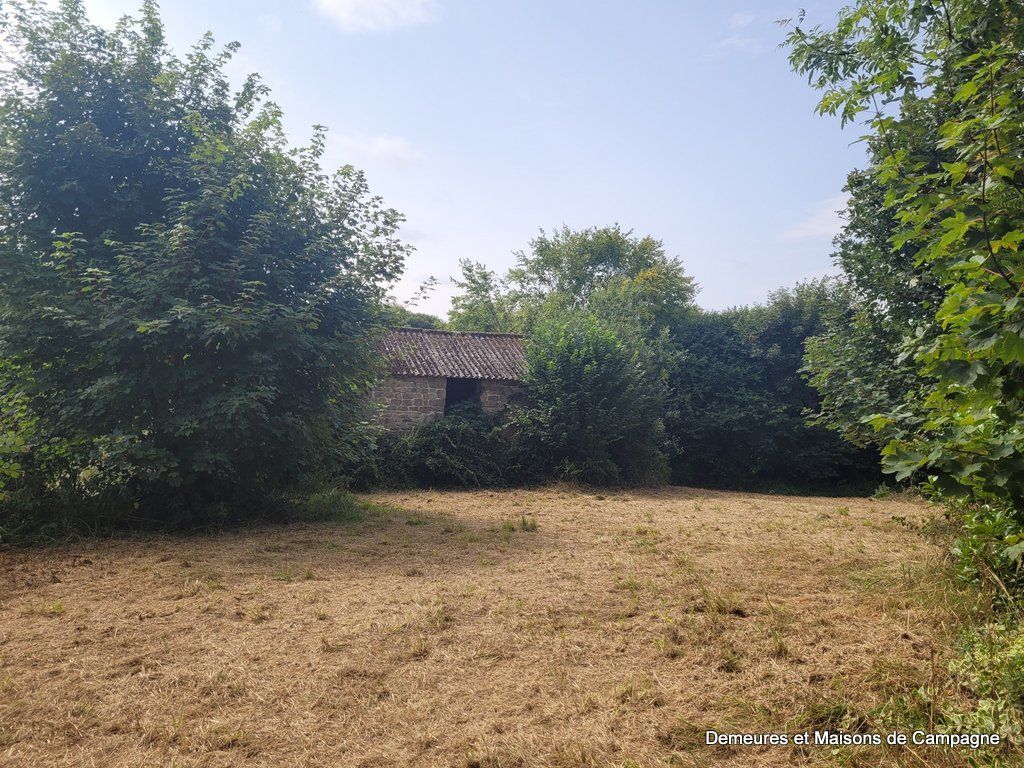 image du bien immobilier Maison ancienne SOURDEVAL