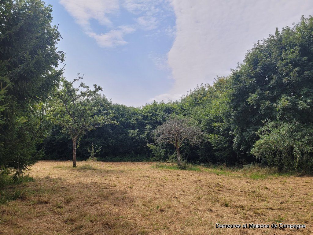 image du bien immobilier Maison ancienne SOURDEVAL