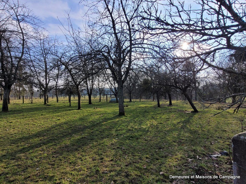 image du bien immobilier Maison en pierre MORTAIN-BOCAGE