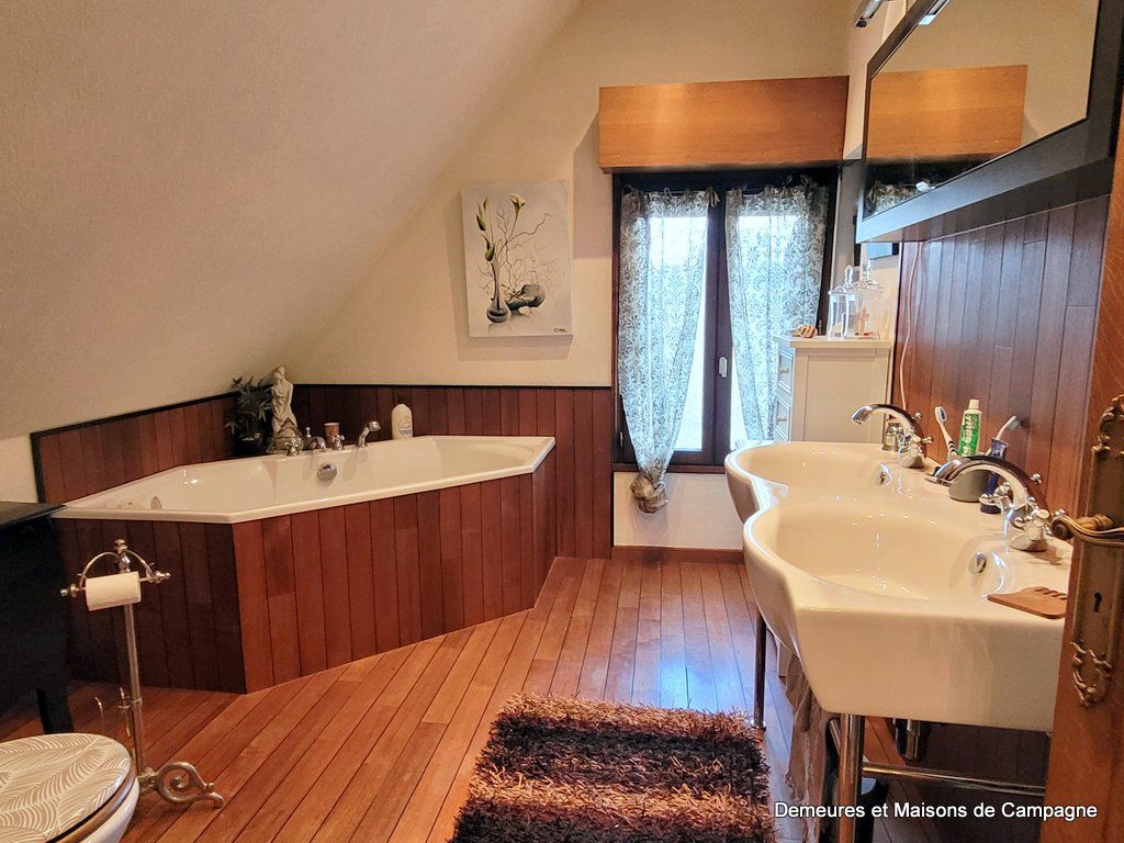 image du bien immobilier Maison en pierre MORTAIN-BOCAGE