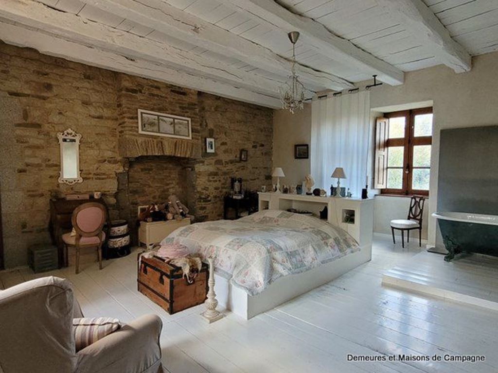 image du bien immobilier Demeure VAL-COUESNON