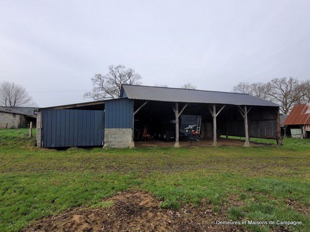 image du bien immobilier Corps de ferme MORTAIN-BOCAGE