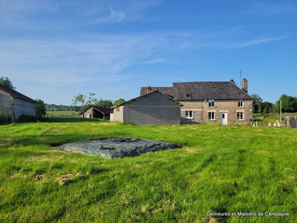 image du bien immobilier Maison de village MORTAIN